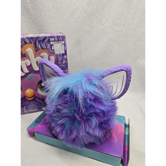 2023 Furby Purple Interactive Plush Toy FRENCH Speaking - Picture 4 of 11